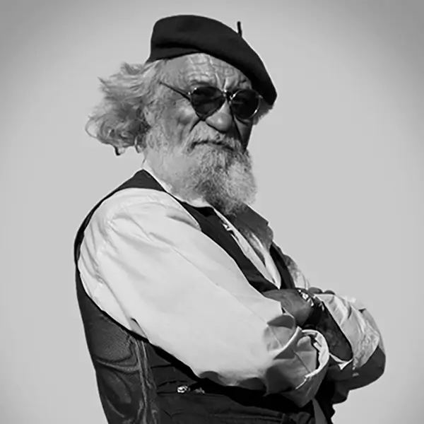 Naser Houshmand Vaziri portrait, black and white